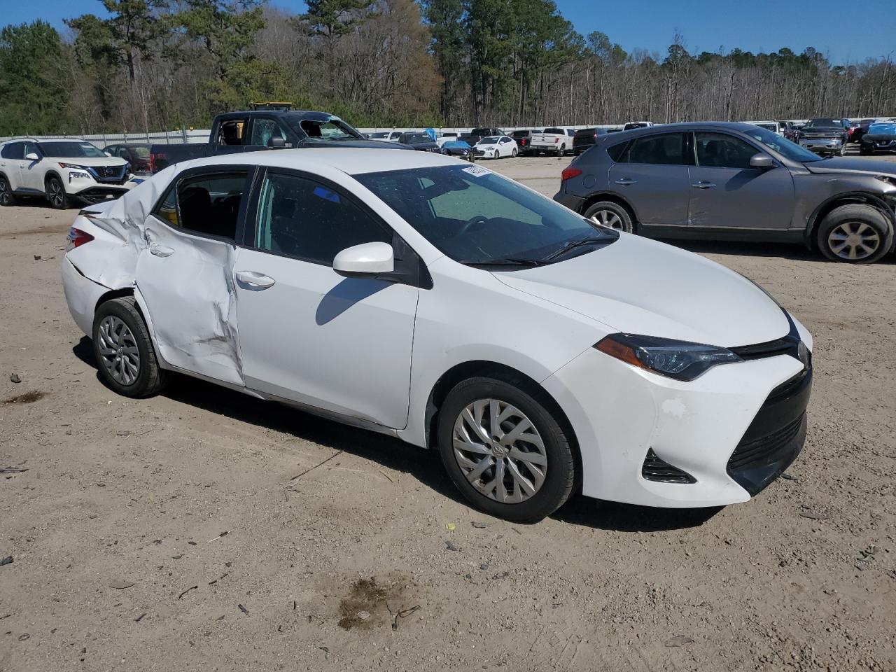 2018 TOYOTA COROLLA L - Image 4