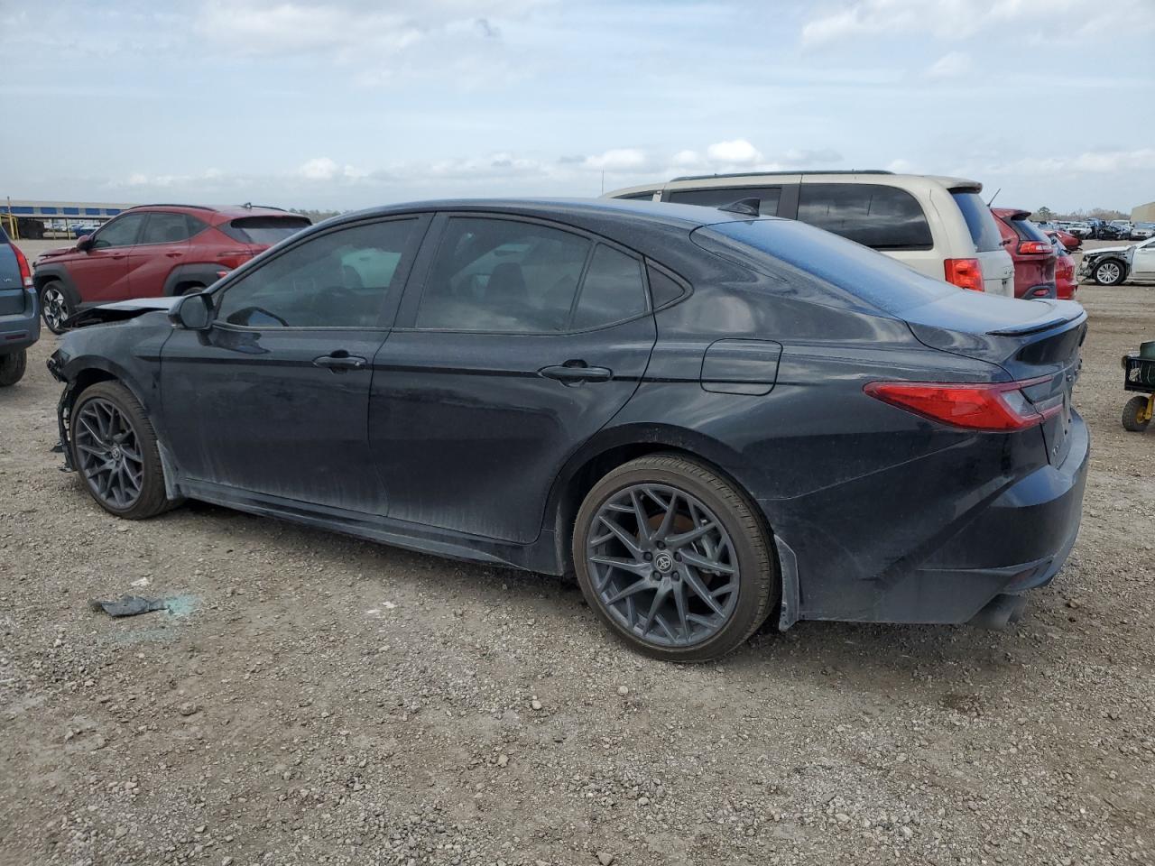 2025 TOYOTA CAMRY XSE - Фото 2