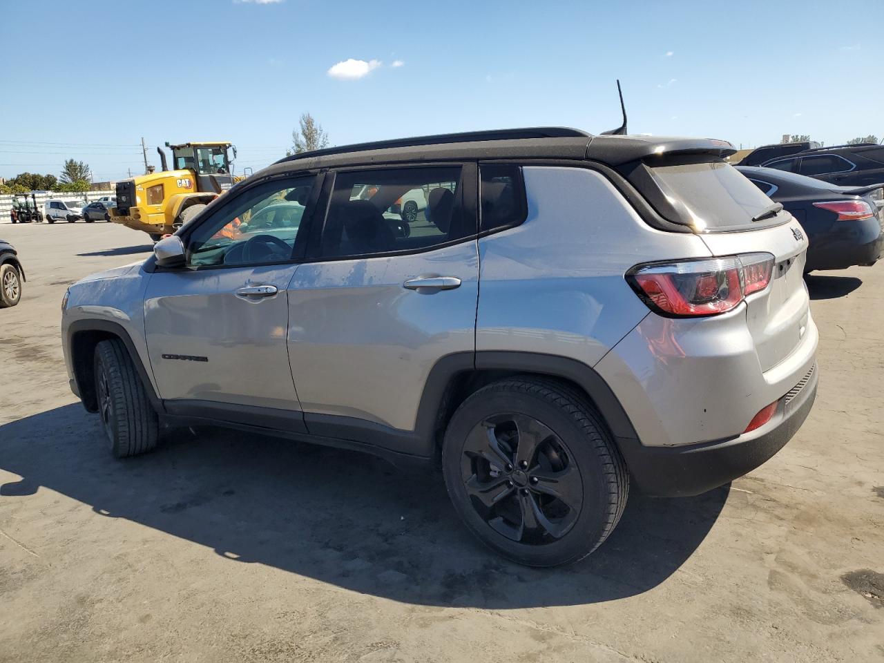 2019 JEEP COMPASS LA - Фото 2