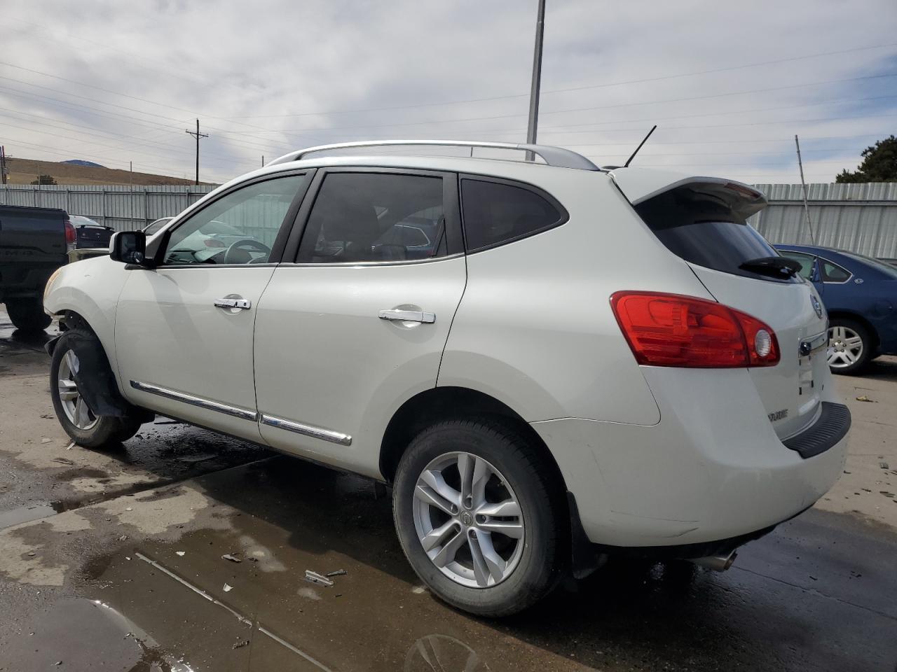 2013 NISSAN ROGUE S - Фото 2