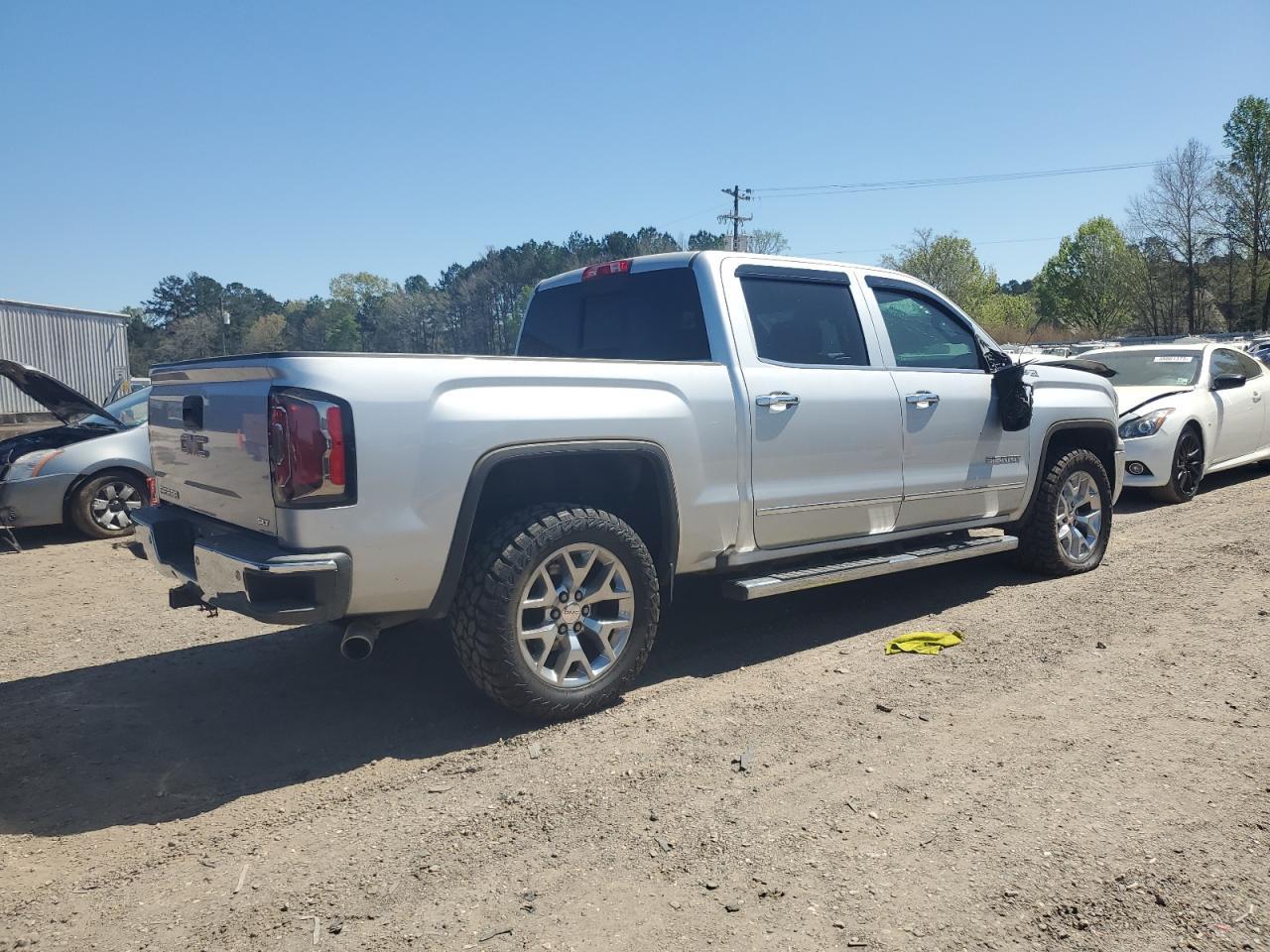 2018 GMC SIERRA K15 - Фото 3