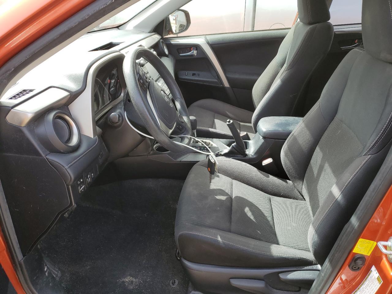 2015 TOYOTA RAV4 XLE - Image 7