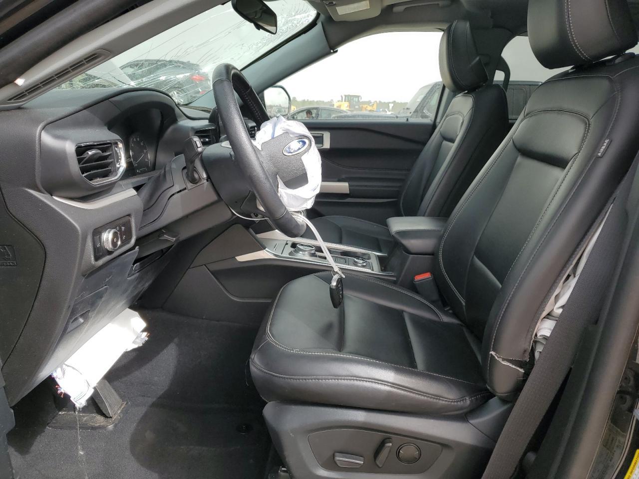 2022 FORD EXPLORER X - Фото 7