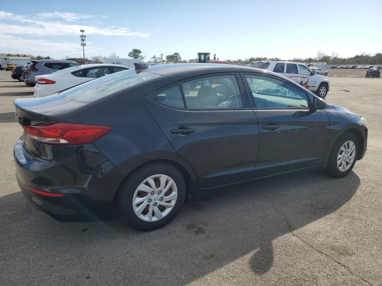 2017 HYUNDAI ELANTRA SE - Image 3