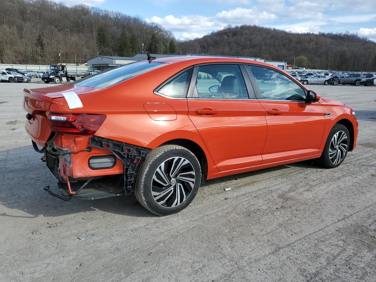 2020 VOLKSWAGEN JETTA SEL - Image 3