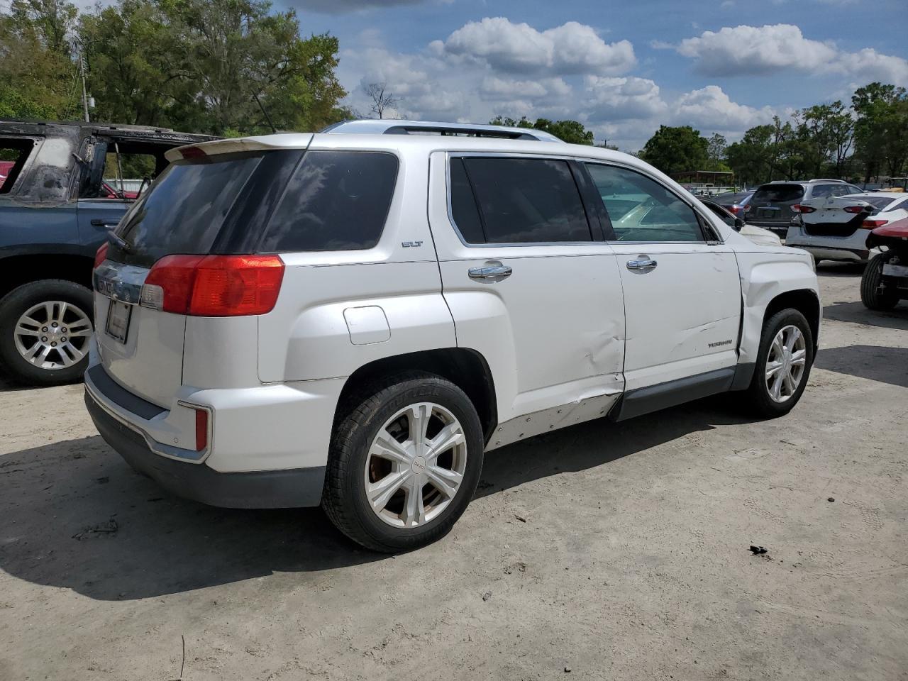 2016 GMC TERRAIN SL - Фото 3