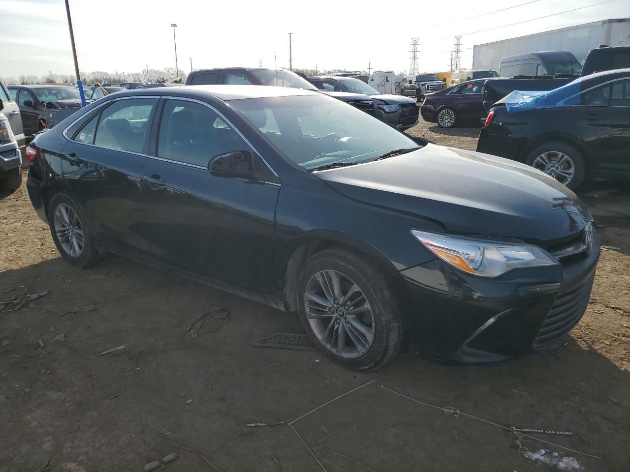 2015 TOYOTA CAMRY LE - Image 4