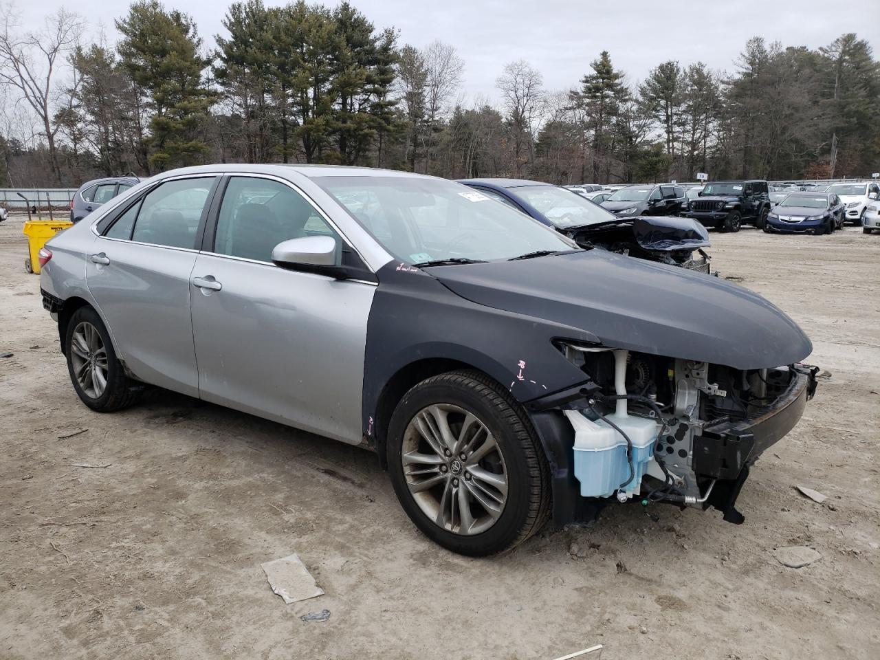 2016 TOYOTA CAMRY LE - Фото 4