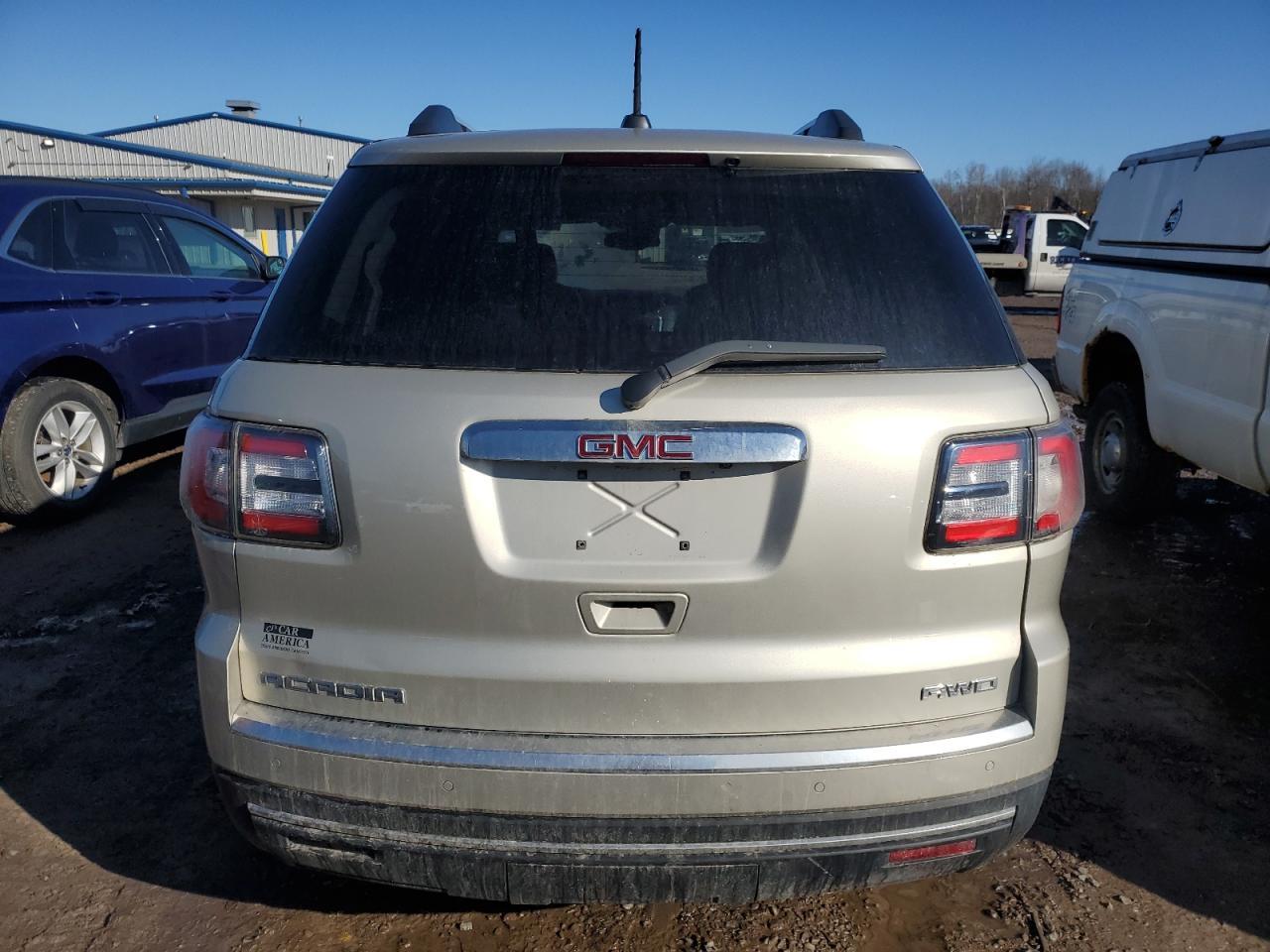 2016 GMC ACADIA SLT - Фото 6