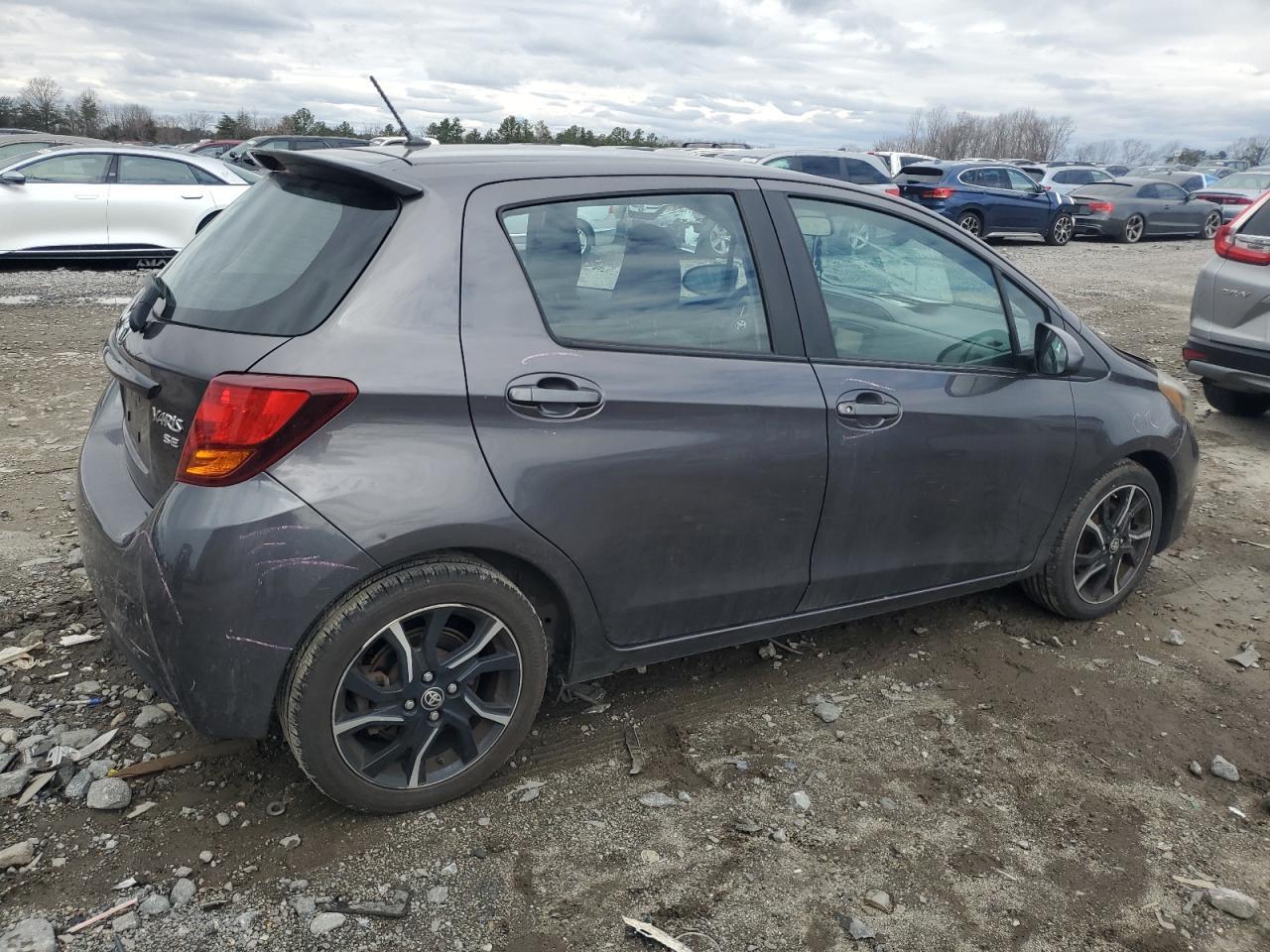 2016 TOYOTA YARIS L - Фото 3