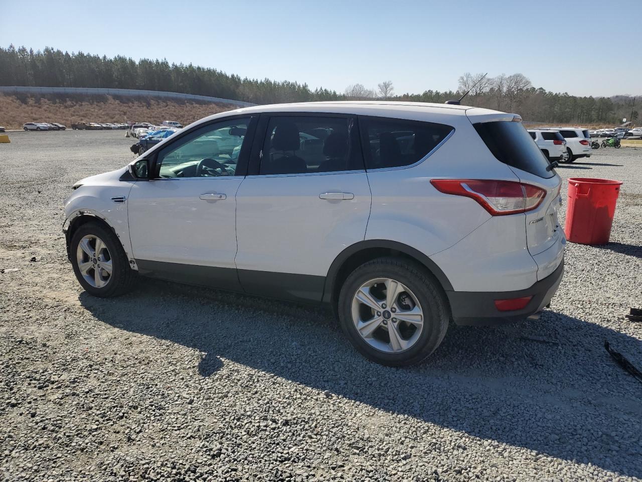 2015 FORD ESCAPE SE - Image 2