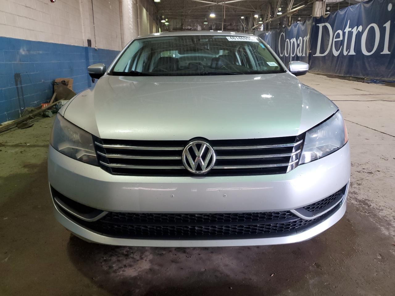2014 VOLKSWAGEN PASSAT SE - Фото 5