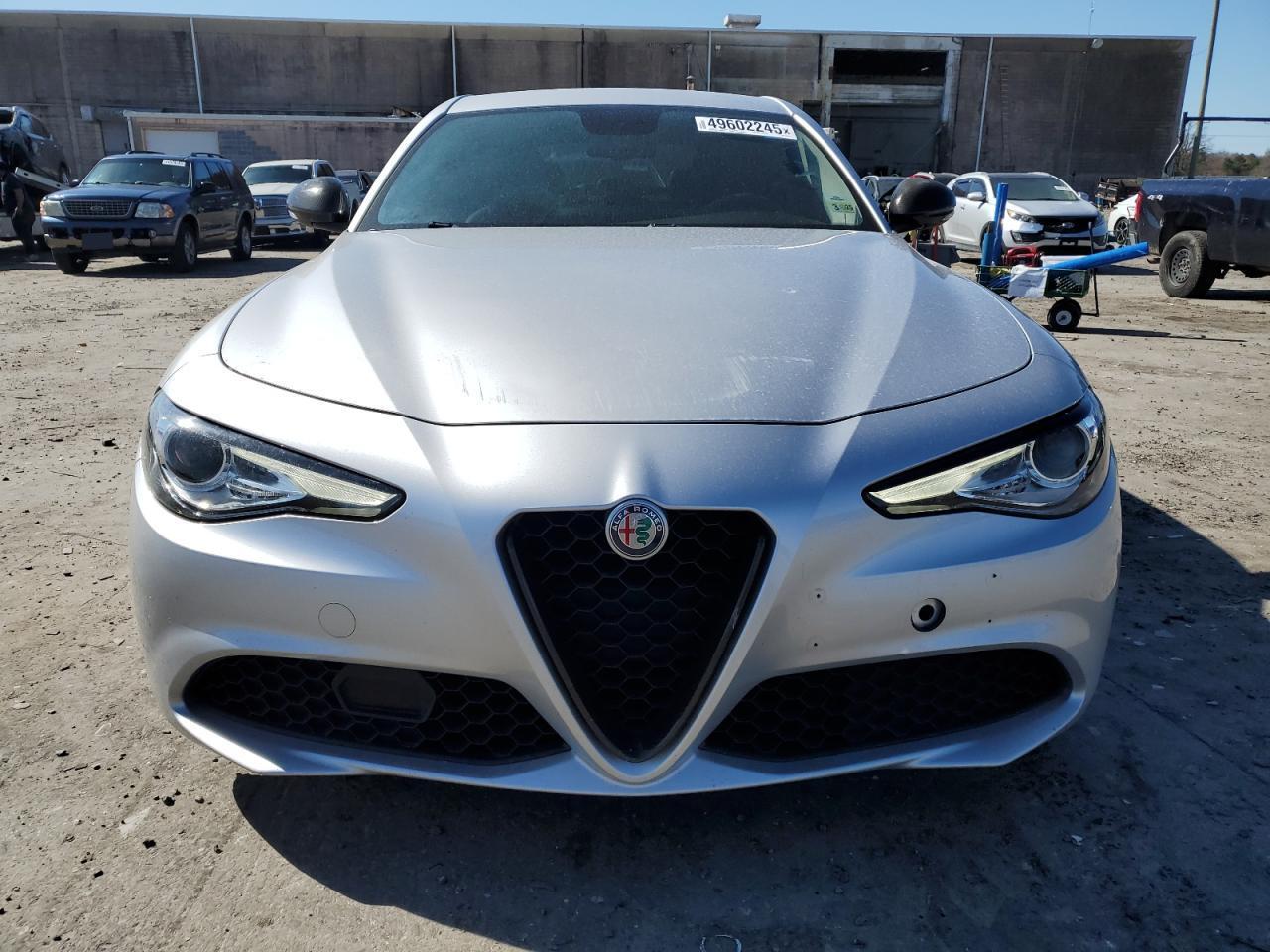 2017 ALFA ROMEO GIULIA Q4 - Фото 5