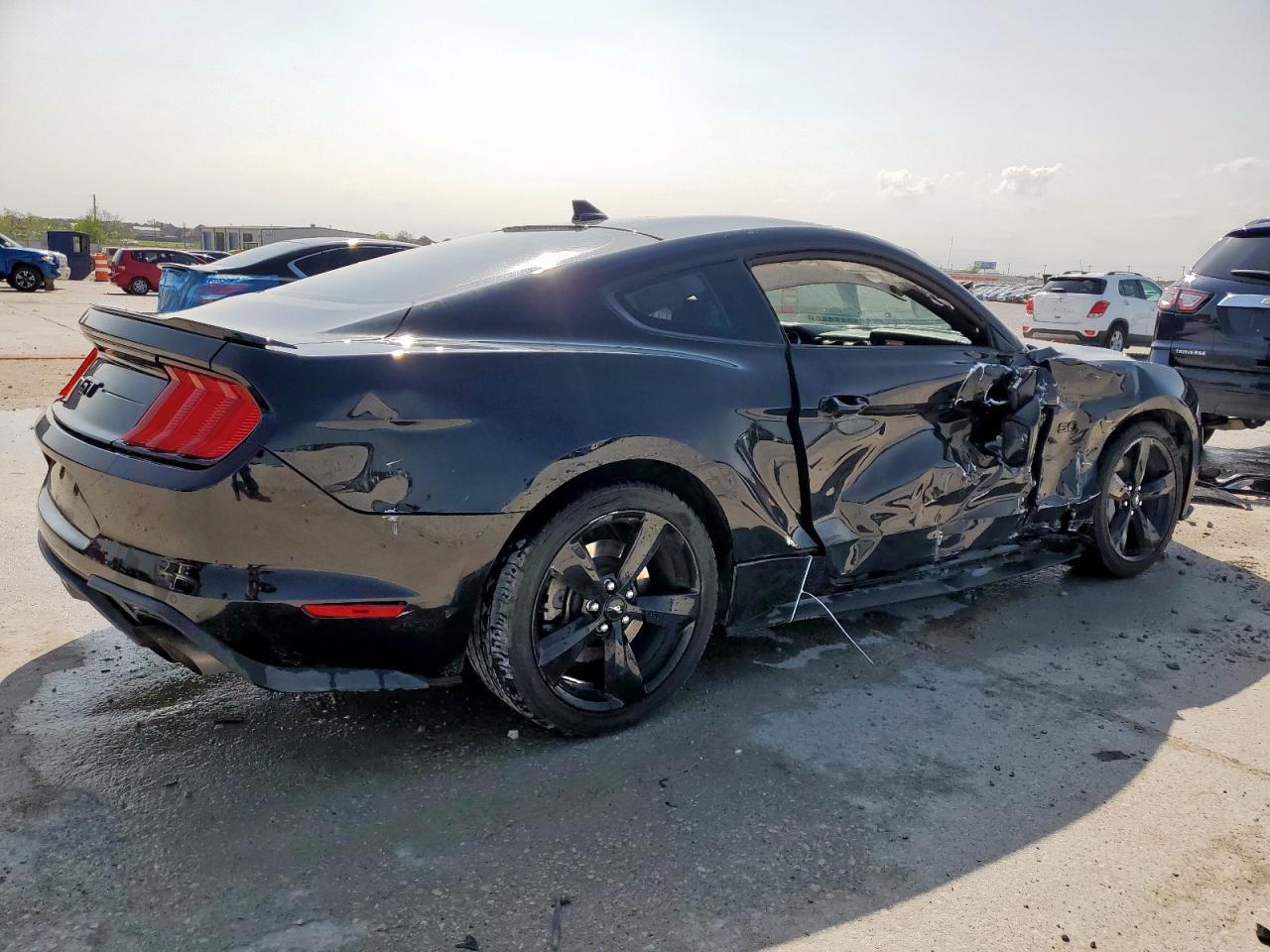 2021 FORD MUSTANG GT - Фото 3