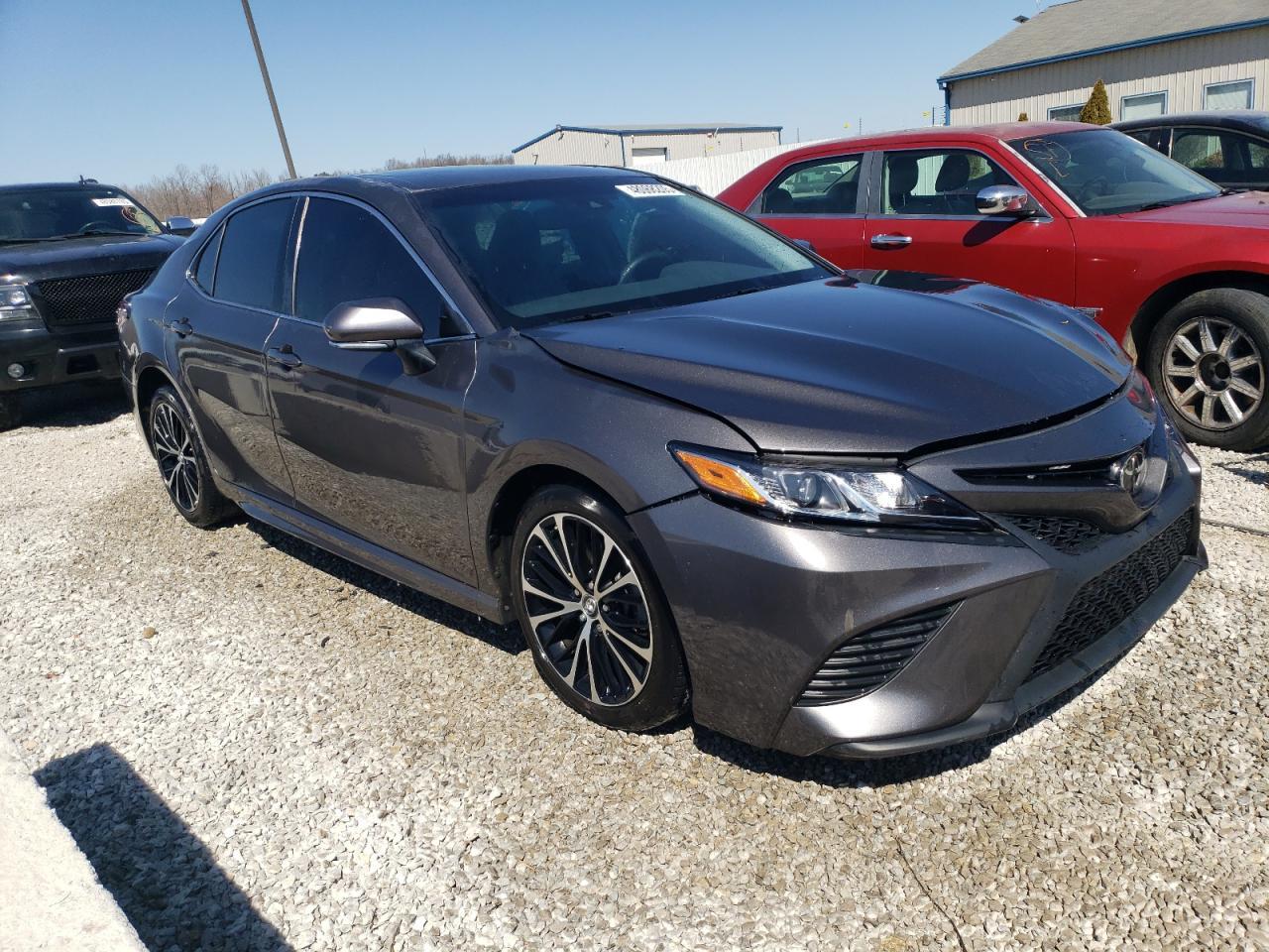 2018 TOYOTA CAMRY L - Фото 4