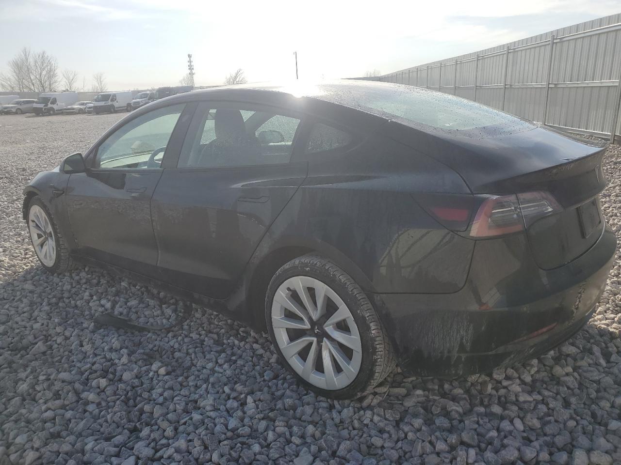 2022 TESLA MODEL 3 - Image 2