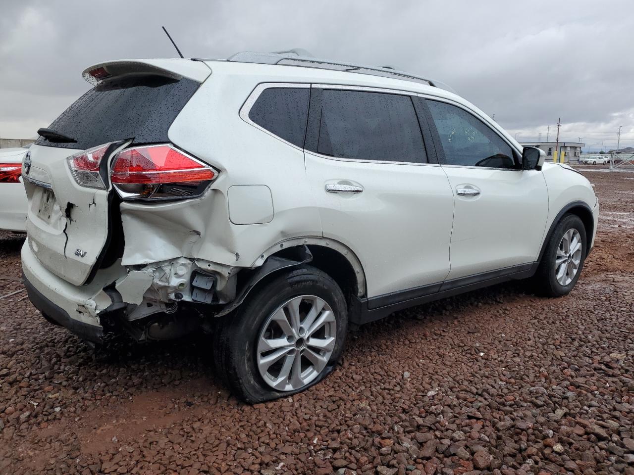 2015 NISSAN ROGUE S - Фото 3