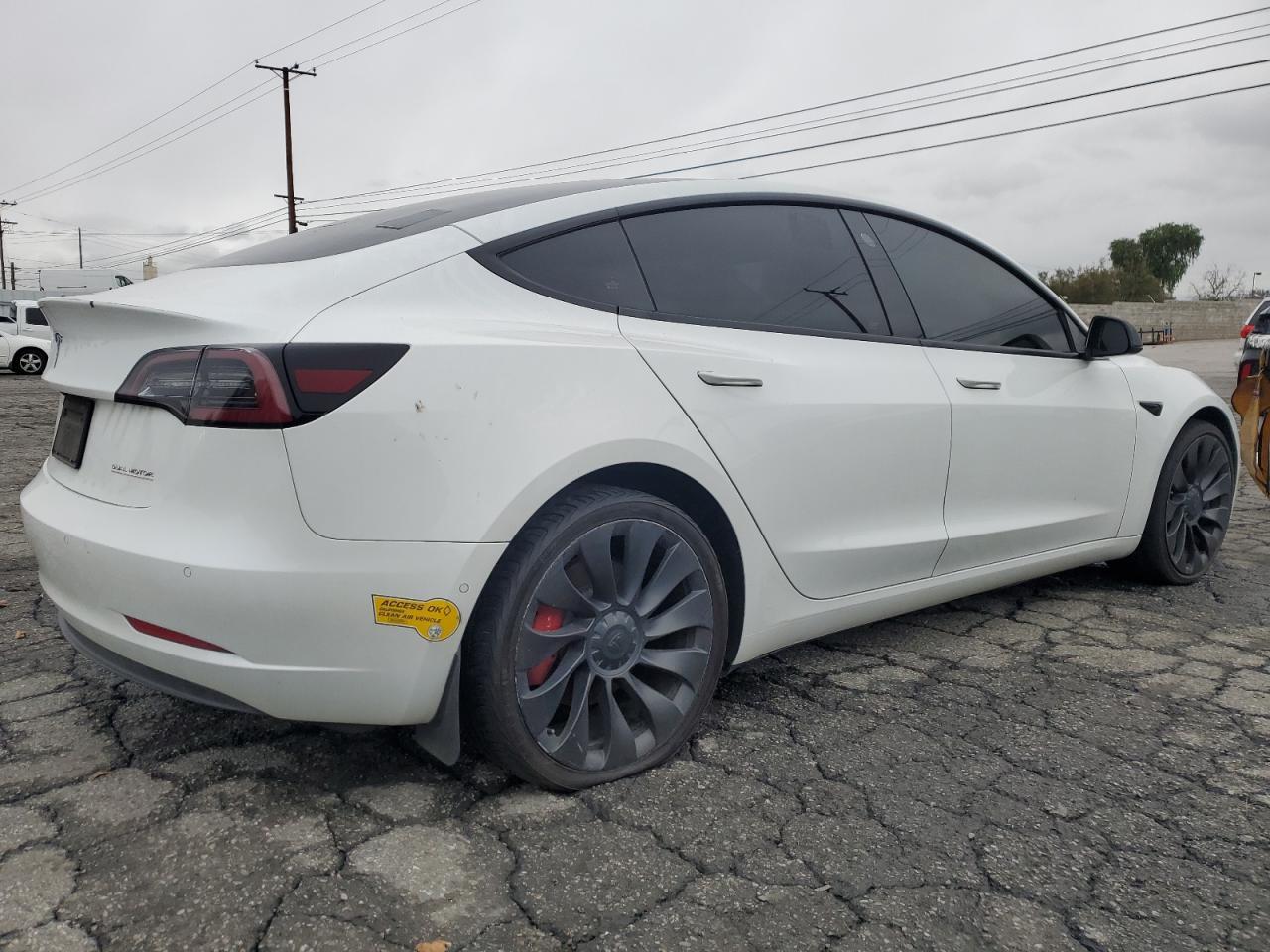 2022 TESLA MODEL 3 - Фото 3
