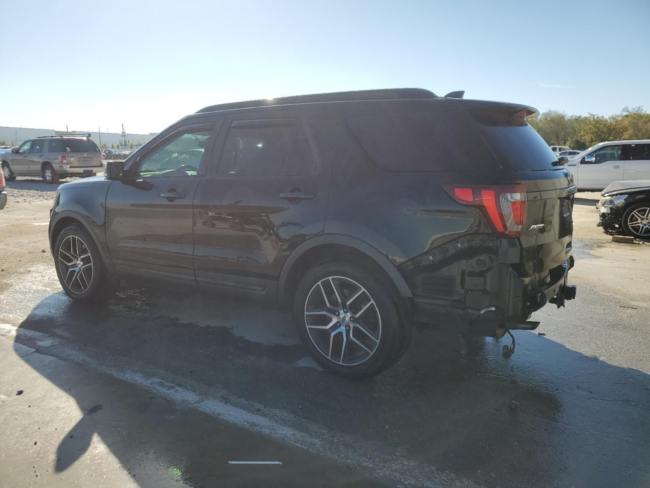 2017 FORD EXPLORER S - Image 2