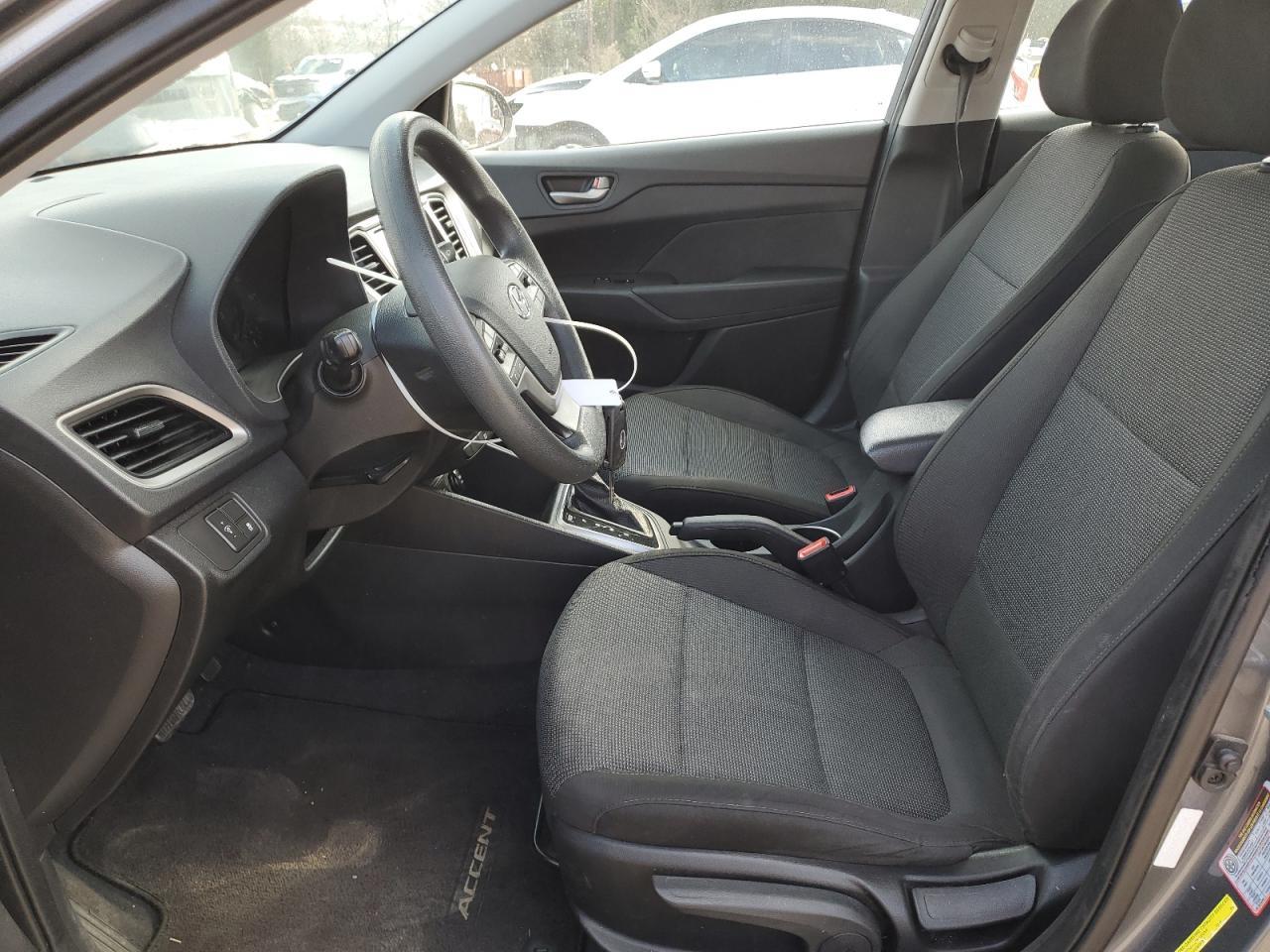 2019 HYUNDAI ACCENT SE - Image 7