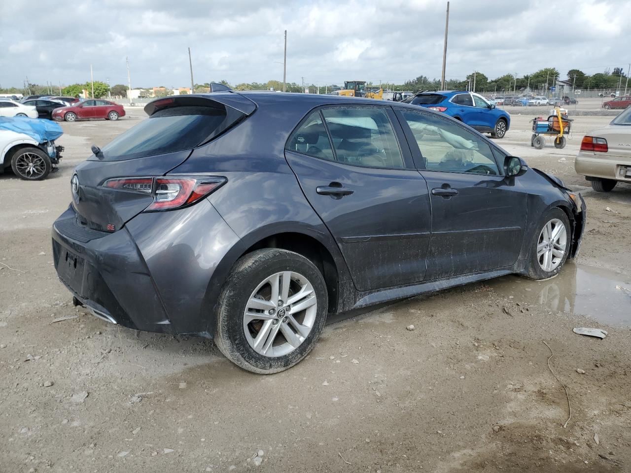 2022 TOYOTA COROLLA SE - Фото 3