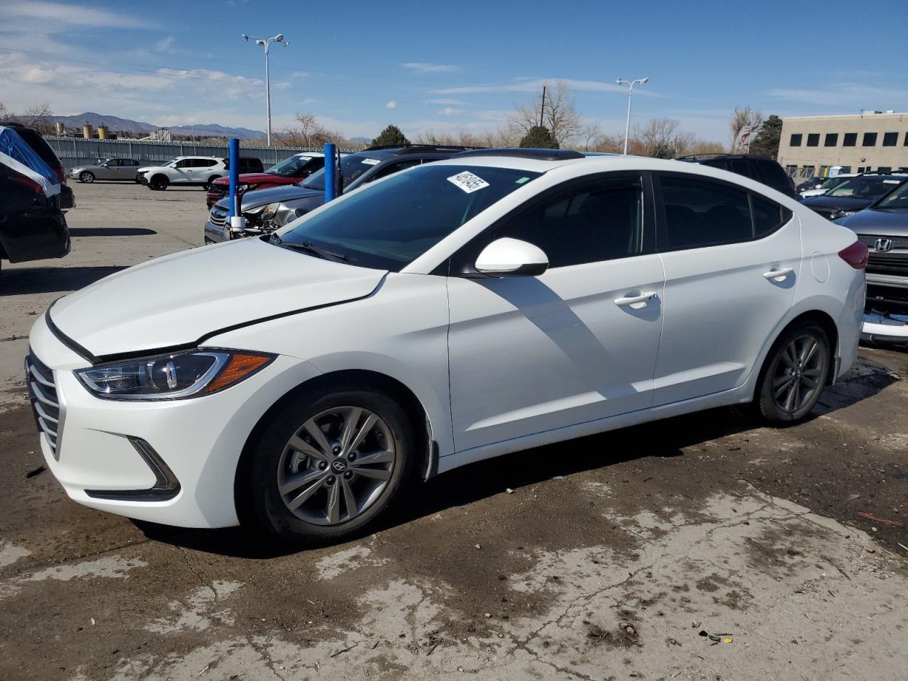 2018 HYUNDAI ELANTRA SE