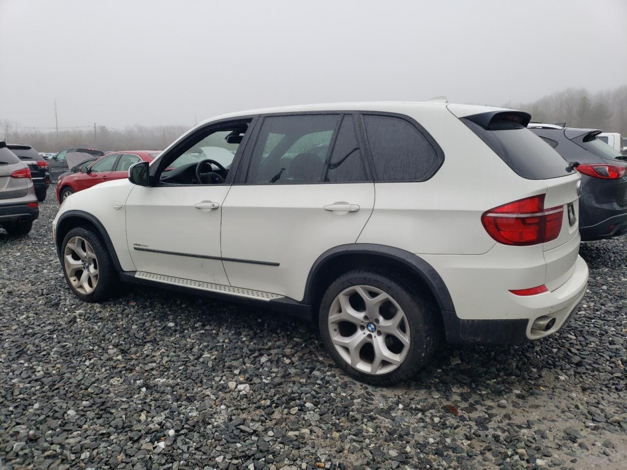 2011 BMW X5 XDRIVE3 - Фото 2