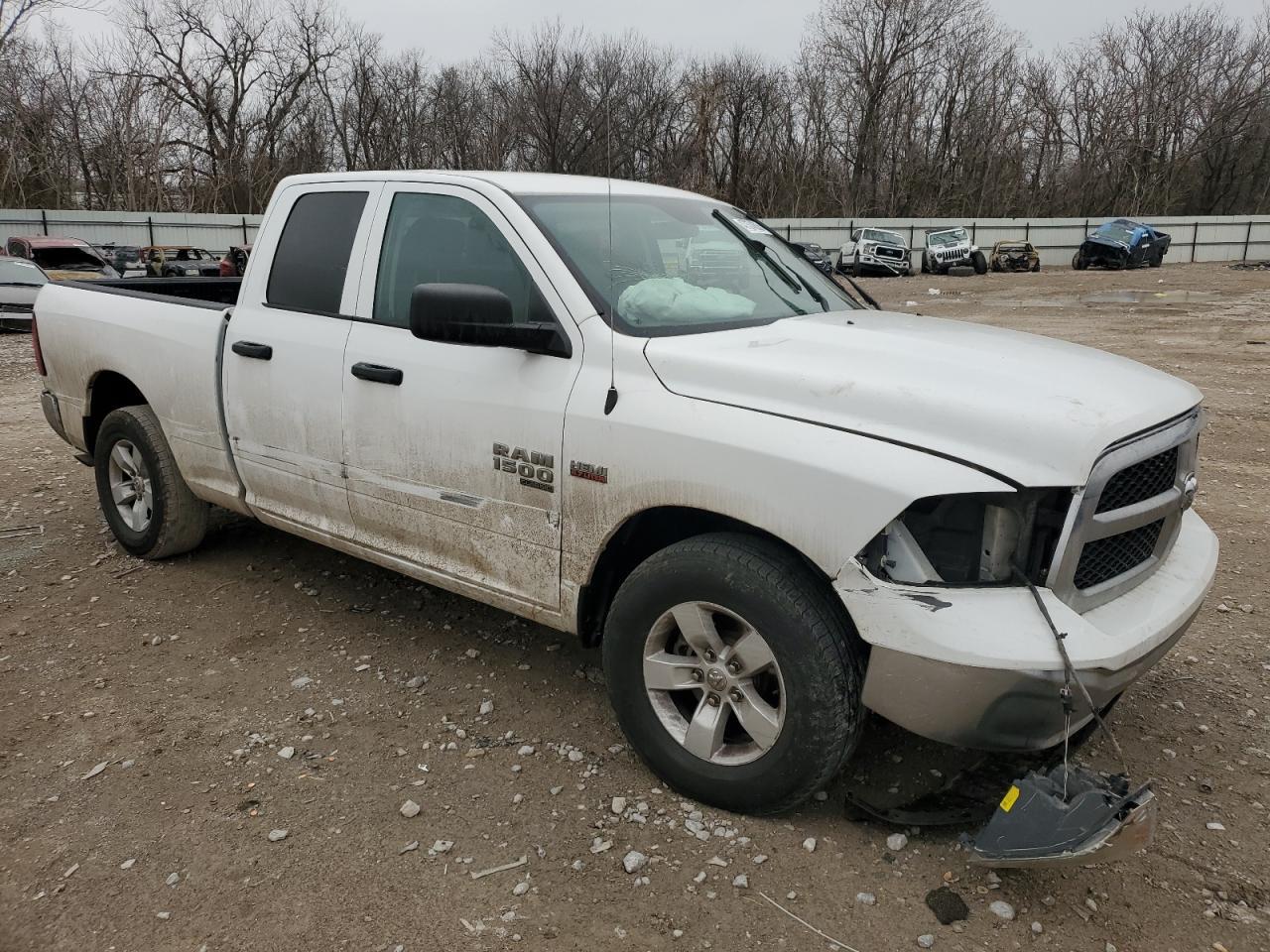 2019 RAM 1500 CLASS - Image 4