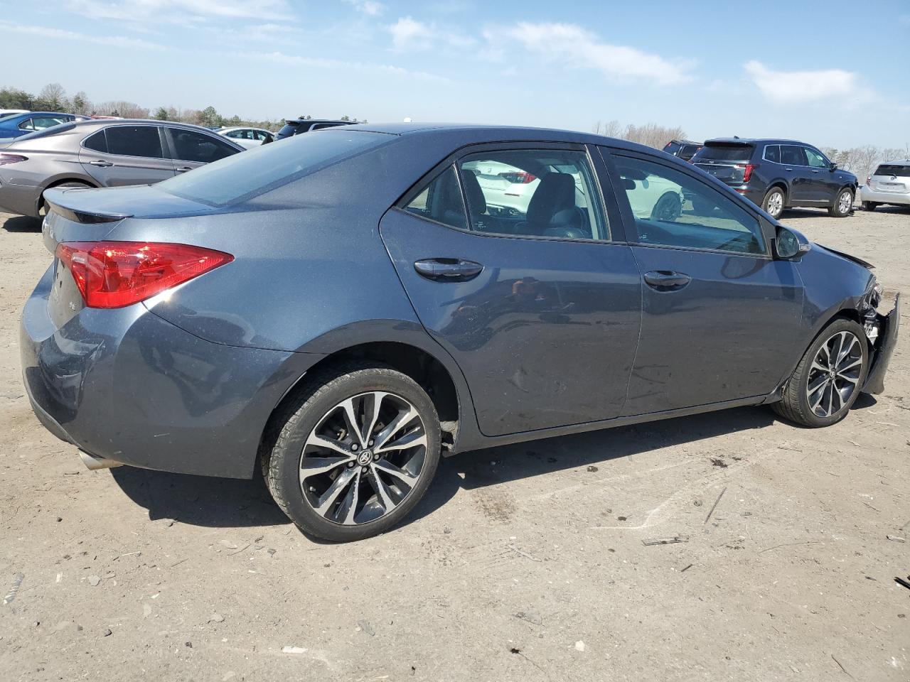 2018 TOYOTA COROLLA L - Image 3