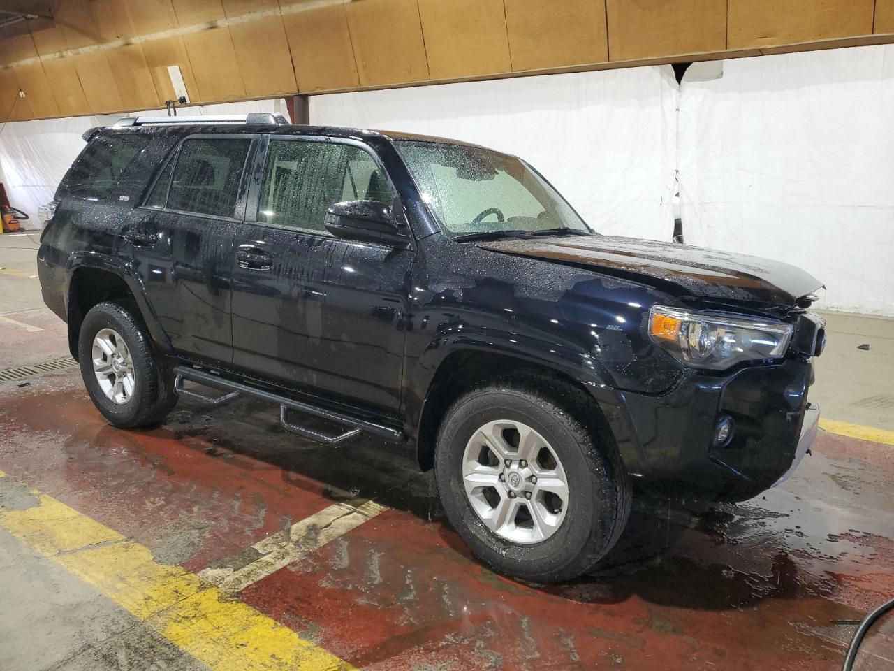 2022 TOYOTA 4RUNNER SR - Image 4