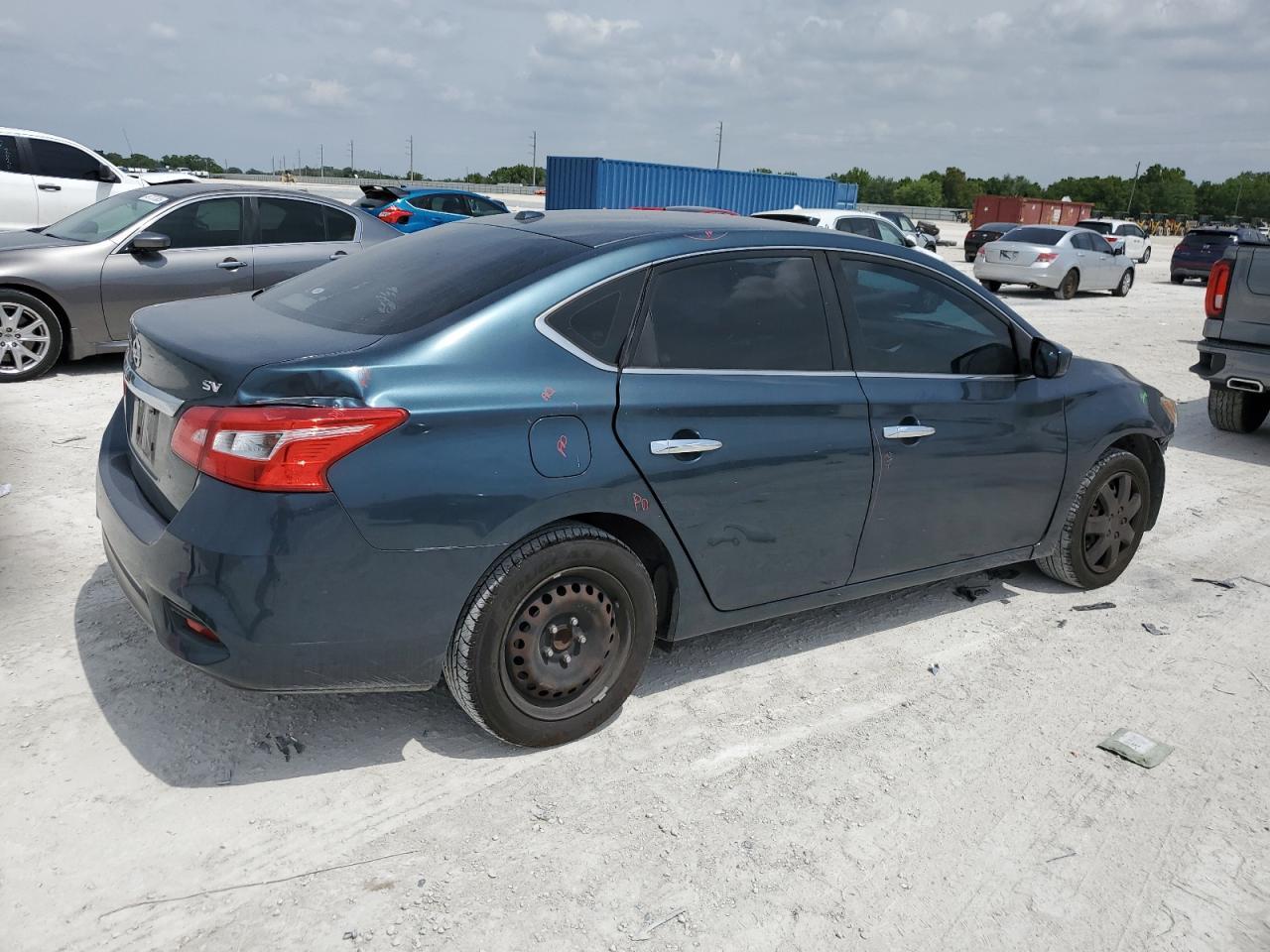 2017 NISSAN SENTRA S - Фото 3