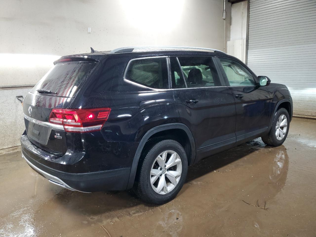 2018 VOLKSWAGEN ATLAS SE - Image 3