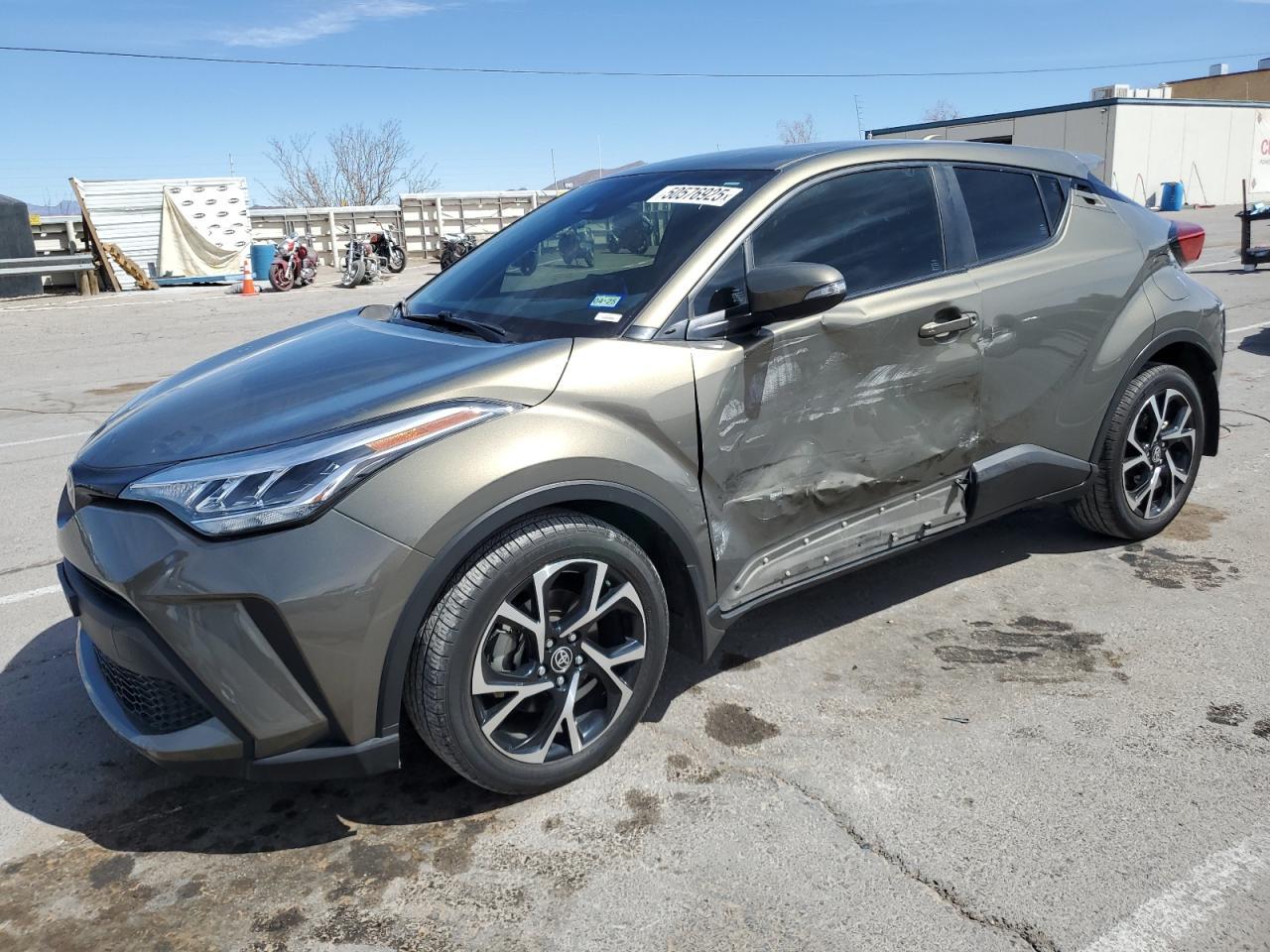 2021 TOYOTA C-HR XLE