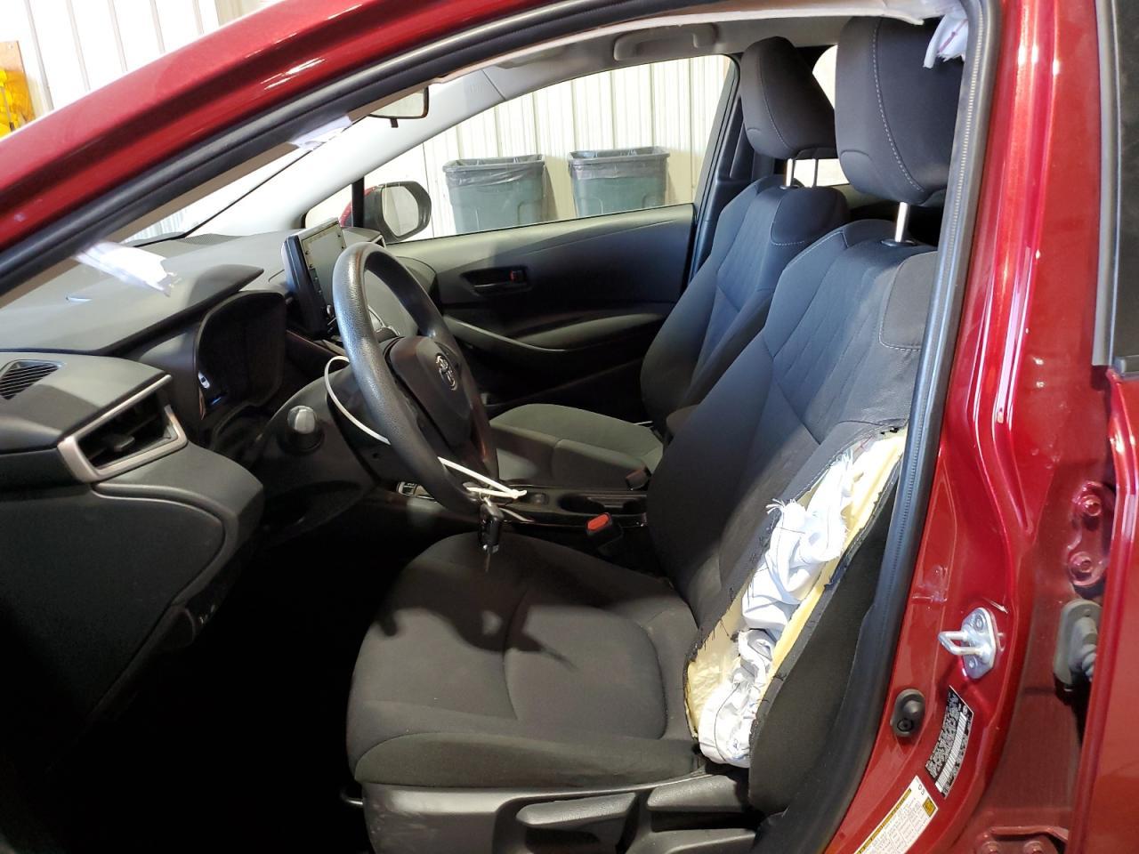 2022 TOYOTA COROLLA LE - Фото 7
