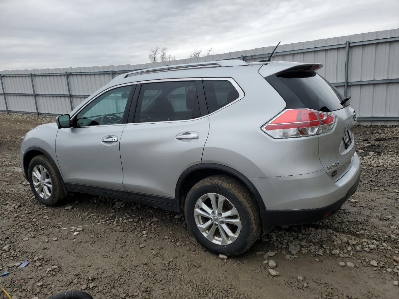 2016 NISSAN ROGUE S - Image 2