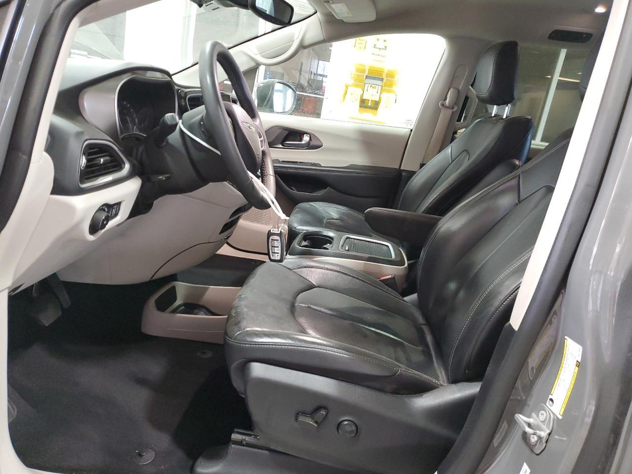 2022 CHRYSLER PACIFICA T - Image 7