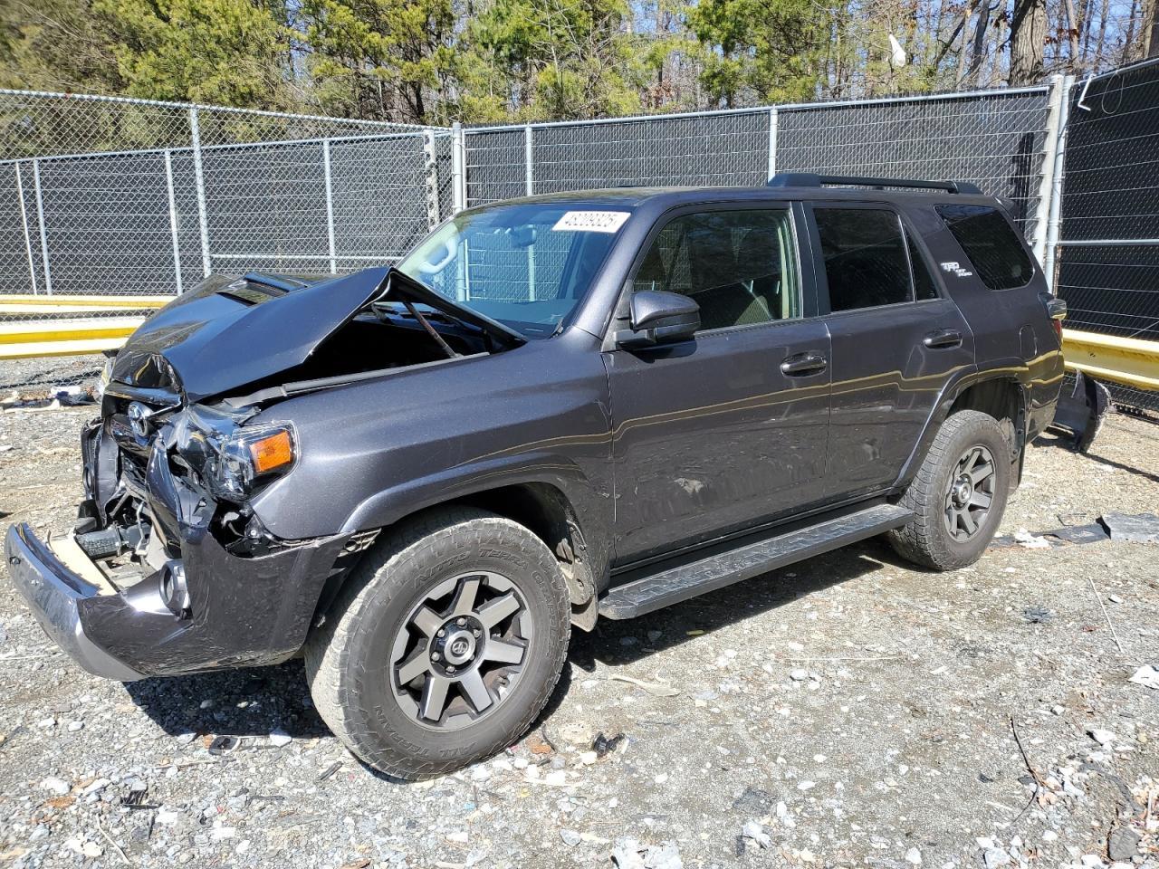 2019 TOYOTA 4RUNNER SR