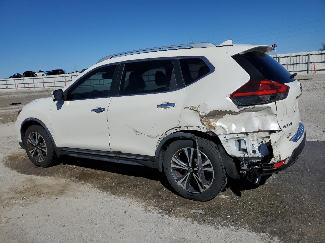 2018 NISSAN ROGUE S - Image 2