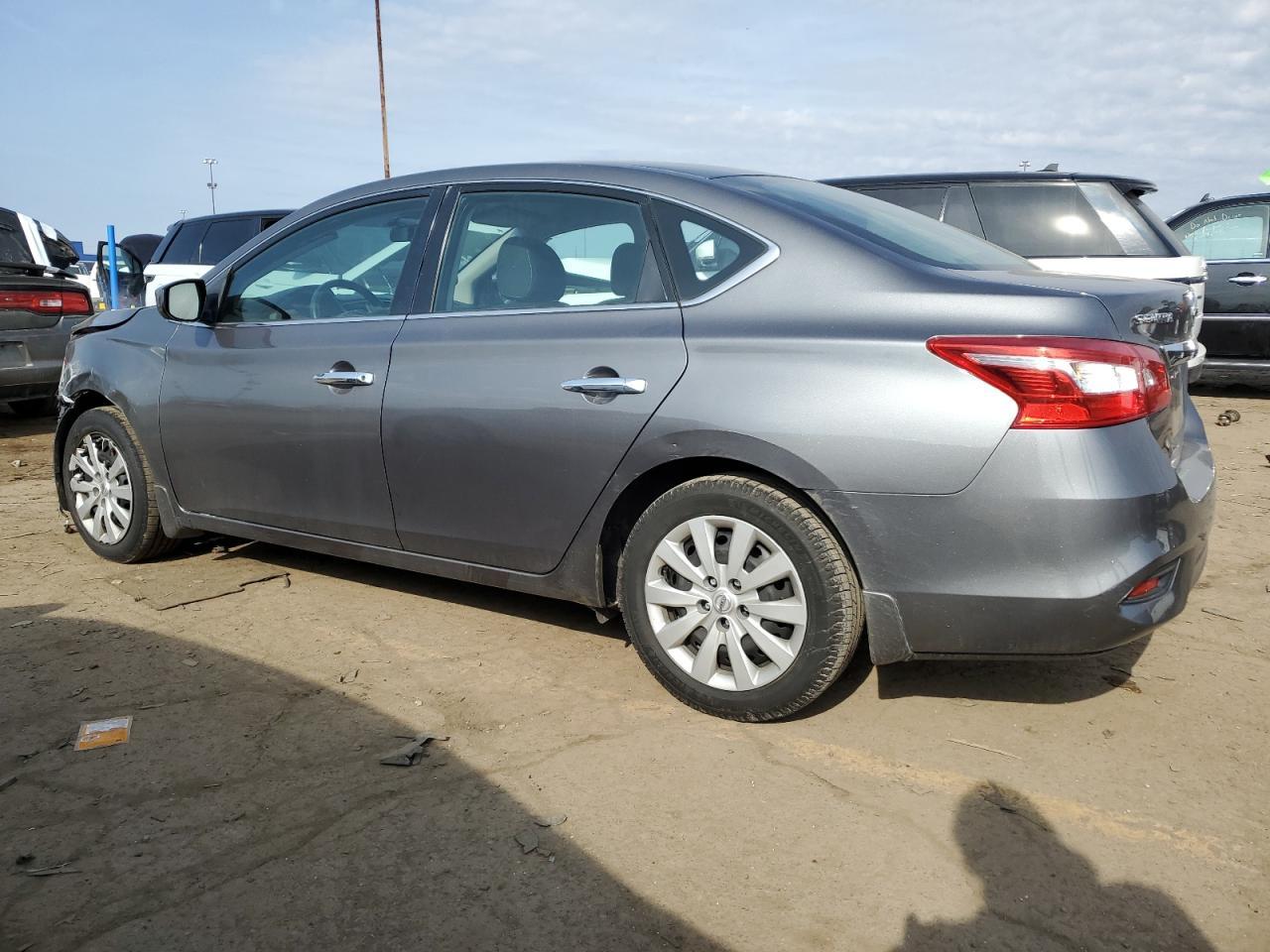 2017 NISSAN SENTRA S - Фото 2