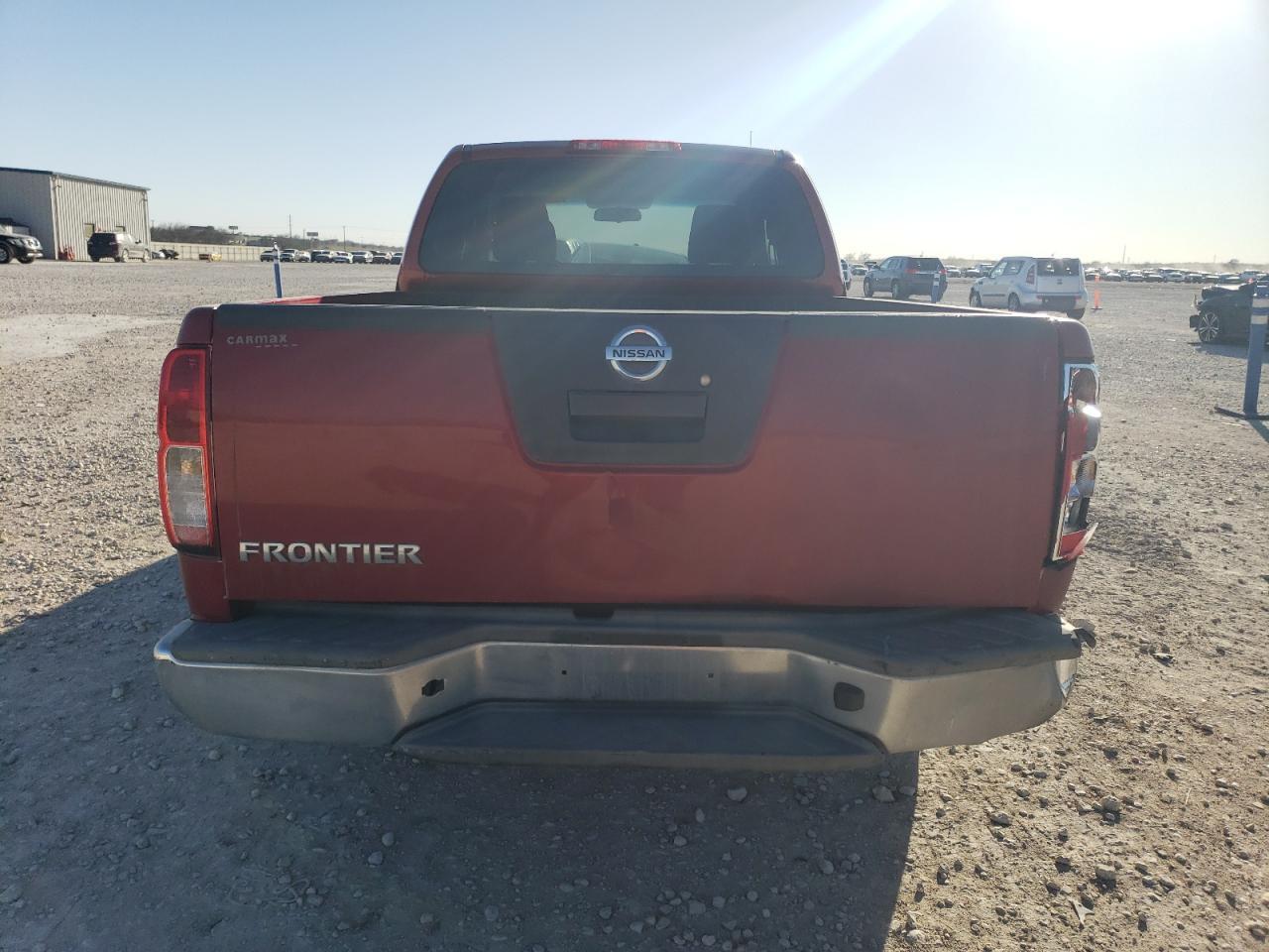 2012 NISSAN FRONTIER S - Фото 6