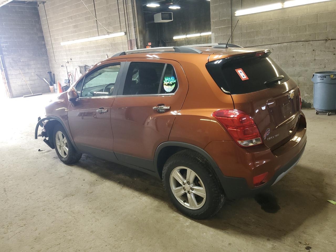 2019 CHEVROLET TRAX 1LT - Фото 2