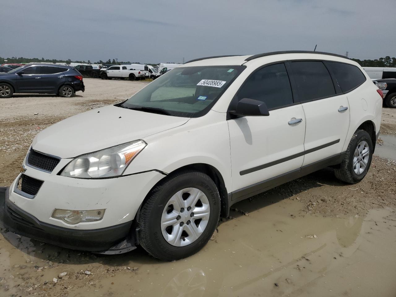 2011 CHEVROLET TRAVERSE L