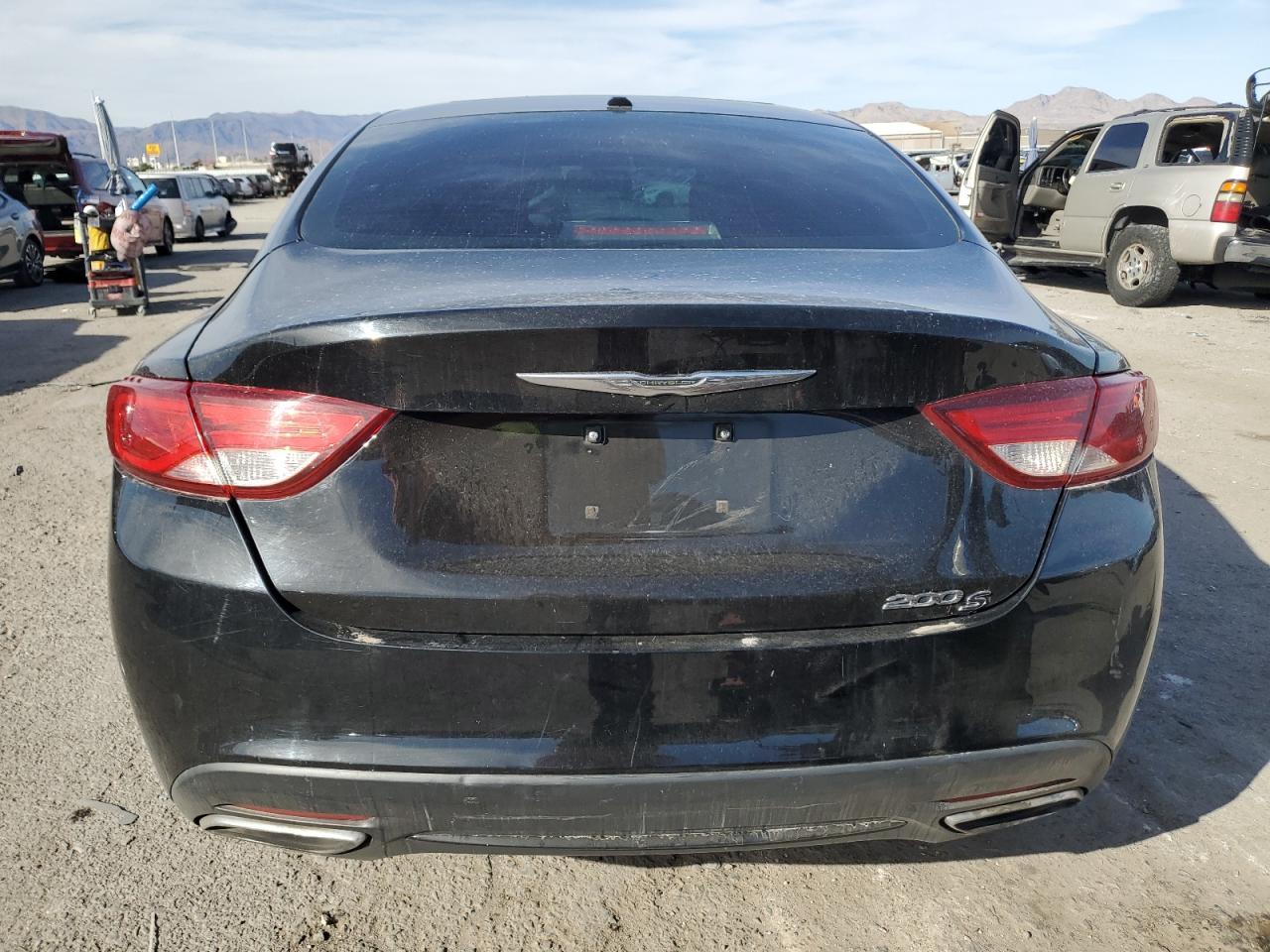 2015 CHRYSLER 200 S - Фото 6