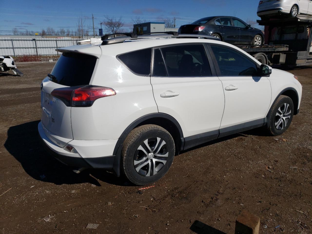 2017 TOYOTA RAV4 LE - Image 3