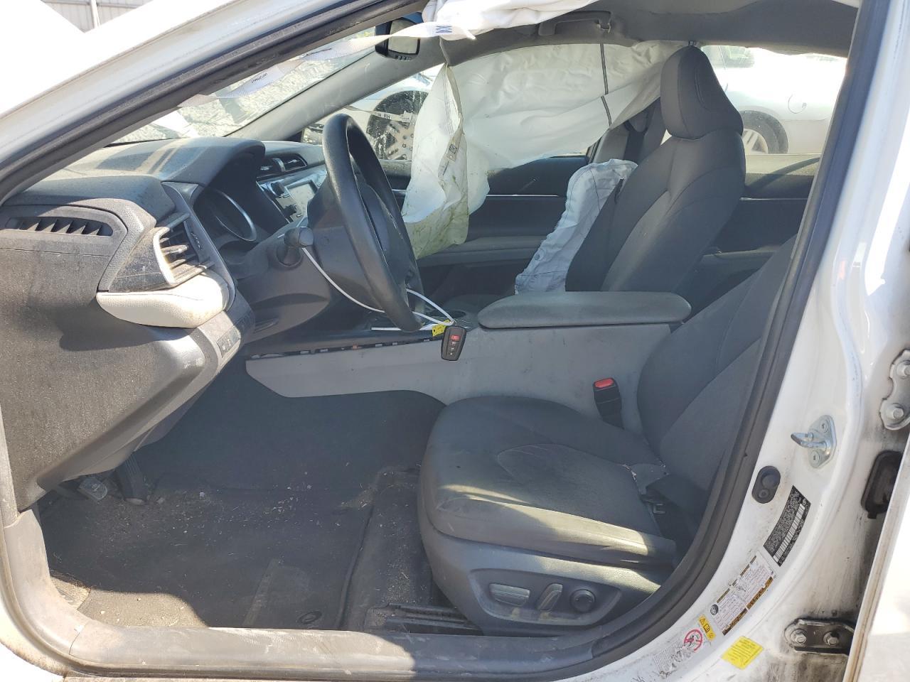 2018 TOYOTA CAMRY L - Image 7