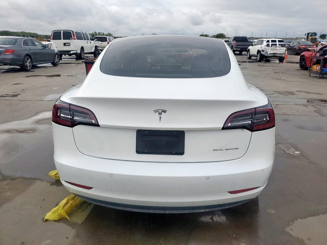 2019 TESLA MODEL 3 - Фото 6