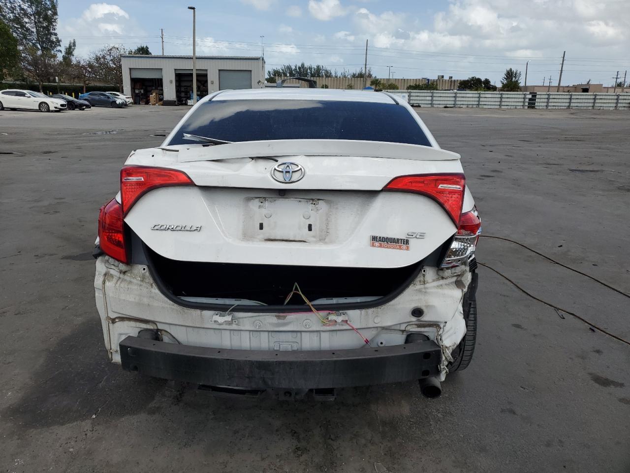 2019 TOYOTA COROLLA L - Фото 6