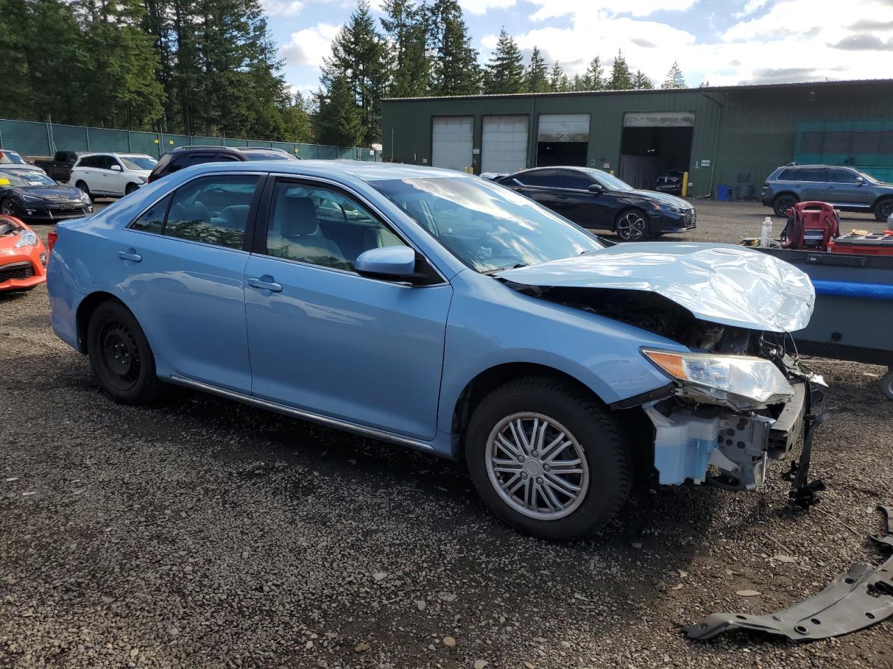 2014 TOYOTA CAMRY L - Фото 4