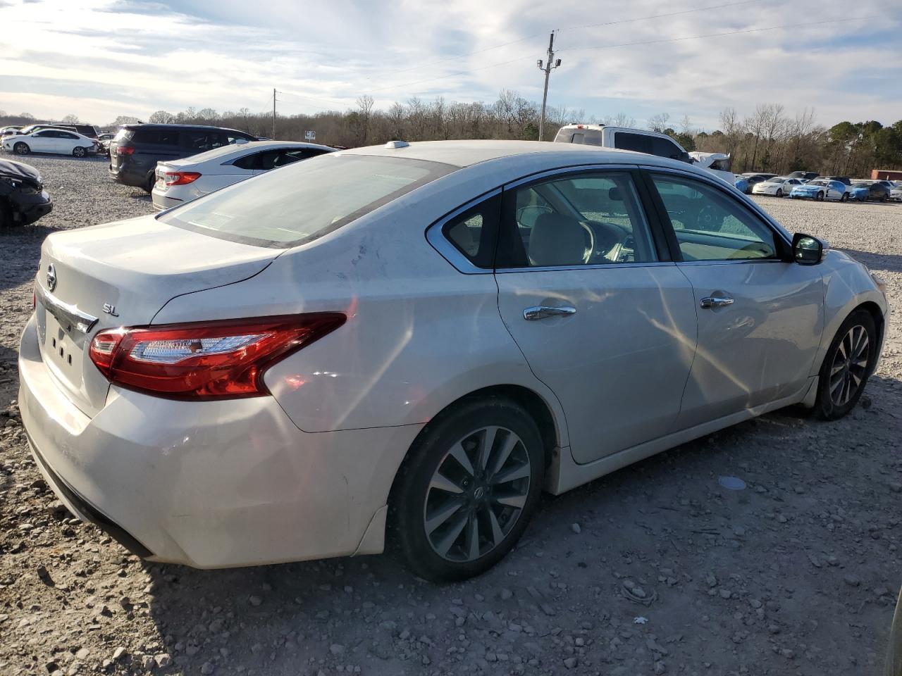 2016 NISSAN ALTIMA 2.5 - Image 3