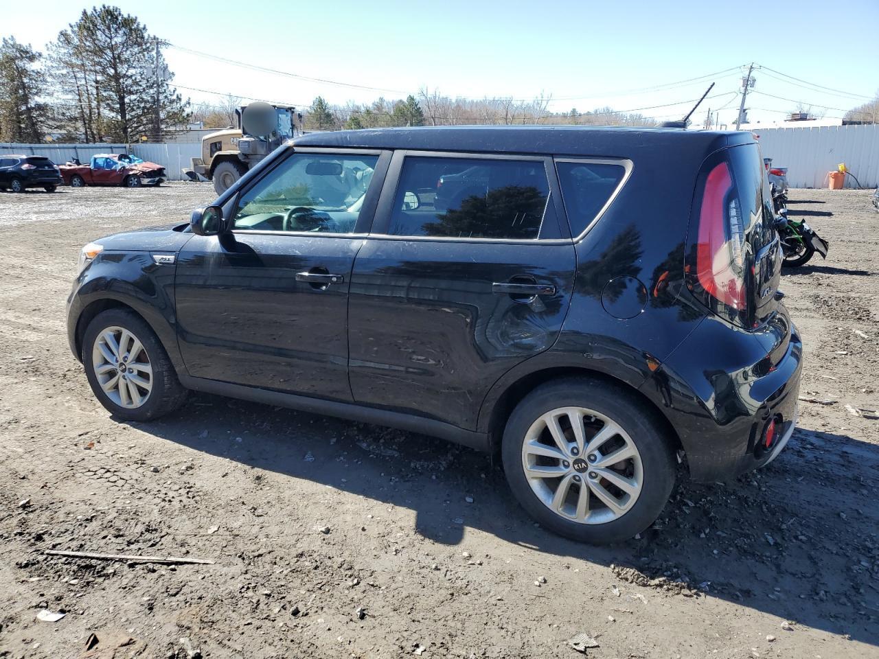 2019 KIA SOUL + - Image 2